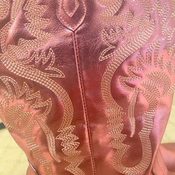 Pink Shiny Cowgirl Boots-Size 9 - Picture 5 of 5